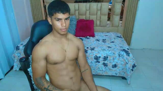 jimy-ranger: عارضة كاميرا ويب على Flirt4Free