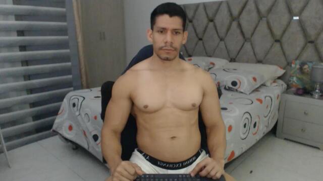 manolo-vega, modelo webcam do Flirt4Free: fotos
