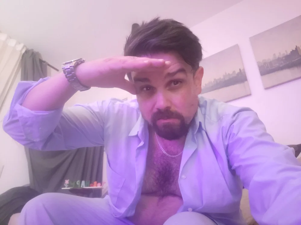 B-A-M-B-I, webcammodel på Stripchat: fotos