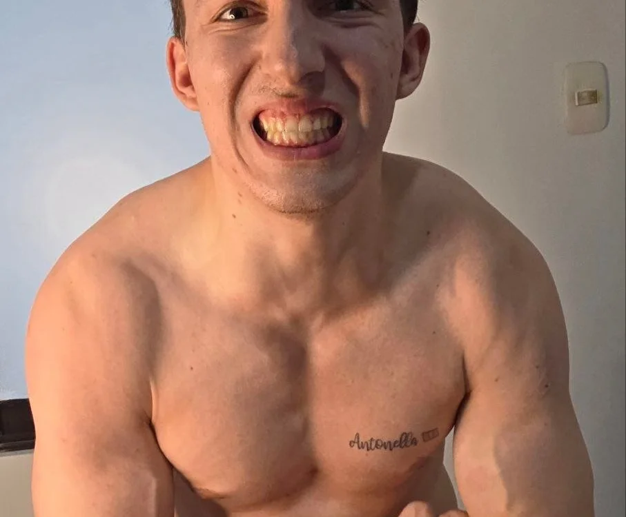NicoDavisOfficial (Stripchat): foto un profils