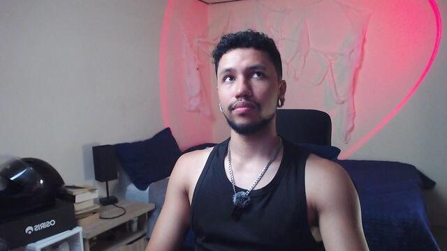 yeff-stone – уебкам модел в Flirt4Free: снимки