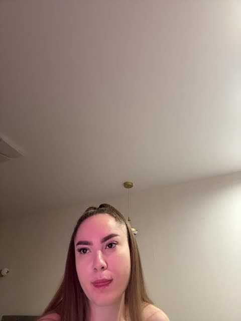 Preview photo of webcam model -liadark- on BongaCams