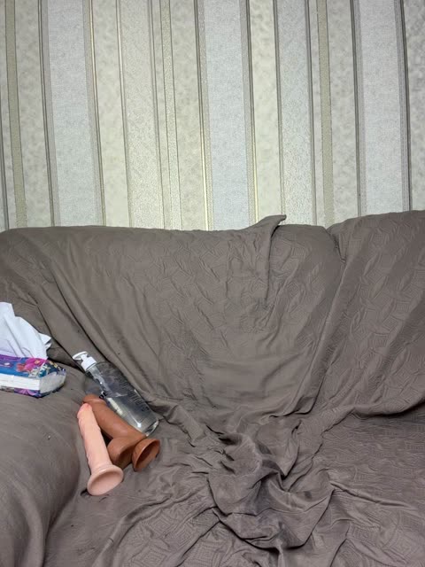 Preview photo of webcam model aven7 on BongaCams