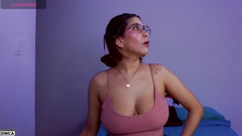 mishellcollins — BongaCams 直播模特：照片与资料