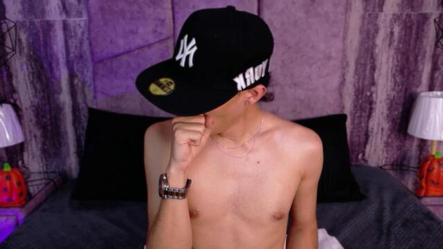 aaron-dayker: عارضة كاميرا ويب على Flirt4Free