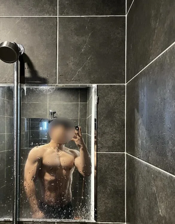 yunooooo8 – Stripchat webkamerás modell