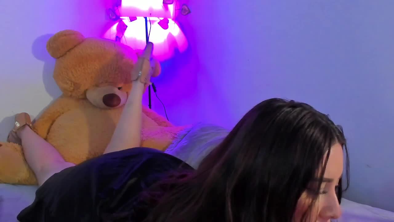 jennylawry ב-XloveCam: תמונות ופרופיל