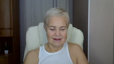 ifannylove: عارضة كاميرا ويب على BongaCams