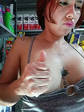 Queen_lorena, webcammodell på Stripchat: bilder