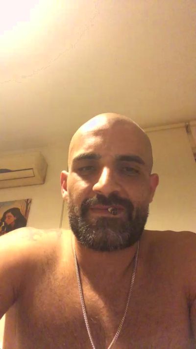 biberonlechero: عارضة كاميرا ويب على Cam4