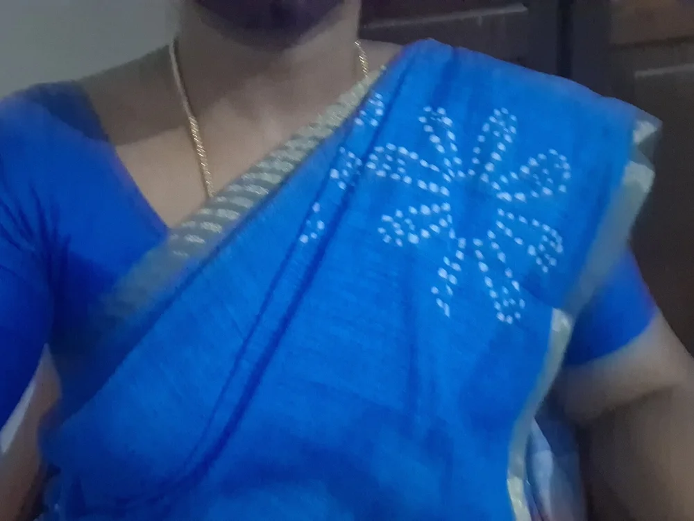 Preview photo of webcam model Tamilnoble on Stripchat