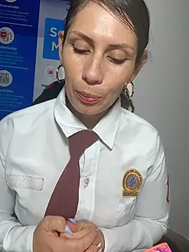 Alysson-- na Stripchat: slike in profil
