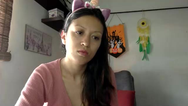 nena_lov, cam model su Chaturbate: foto