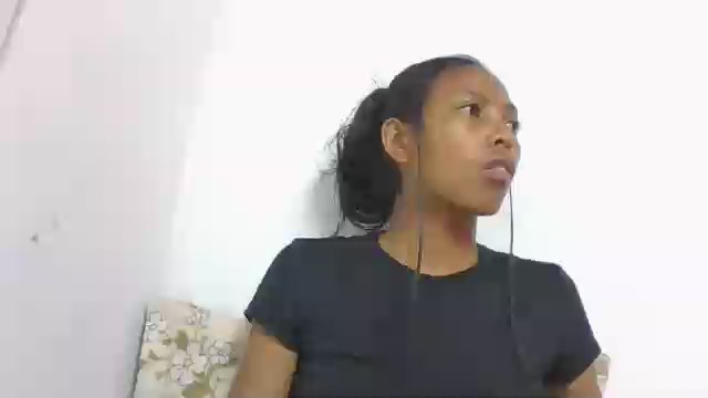 layah6 – Cam4 webkamerás modell