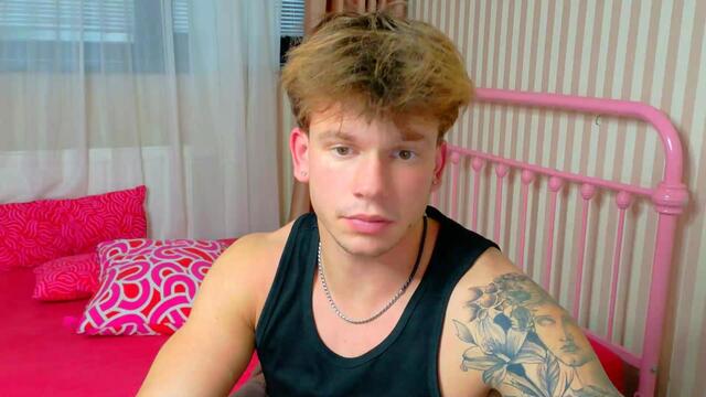 knox-savage, вебкам модел на Flirt4Free: слике