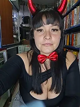Isa_bella95 – Stripchat webkamerás modell
