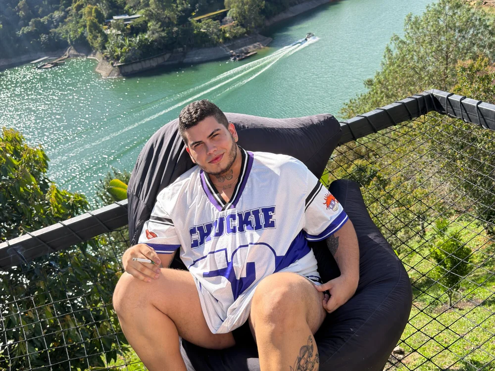 Thomas_chubbyxhot, cam model su Stripchat: foto