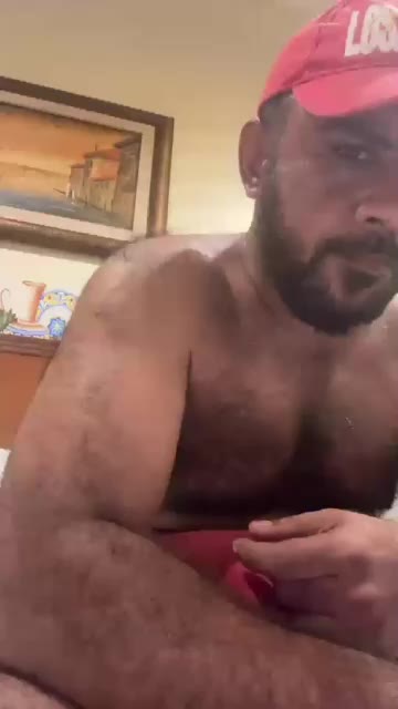 djshezzy, cam model su Chaturbate: foto
