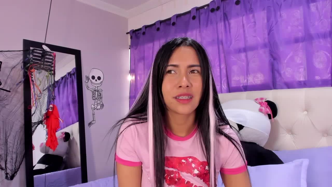 velvetross – XloveCam webkamerás modell
