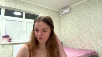 nicolasarexach — Cam4 直播模特：照片与资料