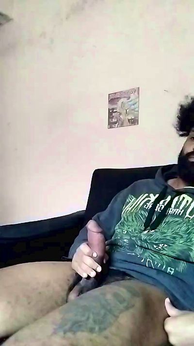 caedumar — Cam4 直播模特：照片与资料