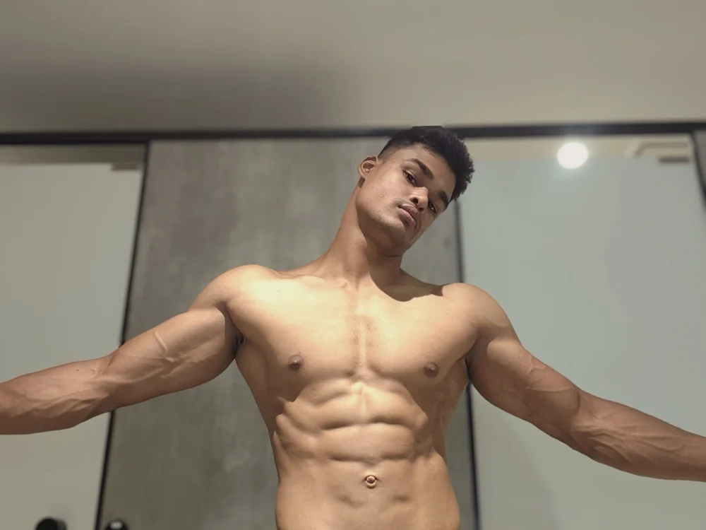 fitanowar na Stripchat: fotky a profil