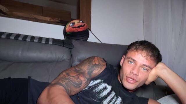 jett-carter: عارضة كاميرا ويب على Flirt4Free