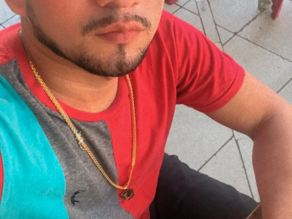 jadssonnj — Stripchat 直播模特：照片与资料