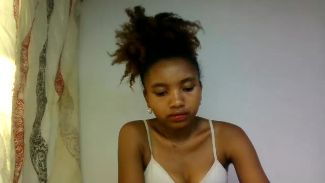 odiiias – Webcam-Modell auf Chaturbate