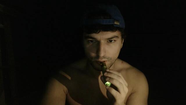 Preview photo of webcam model alec-thomson on Flirt4Free