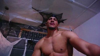 teddyfit_19cm (Cam4): nuotraukos, profilis