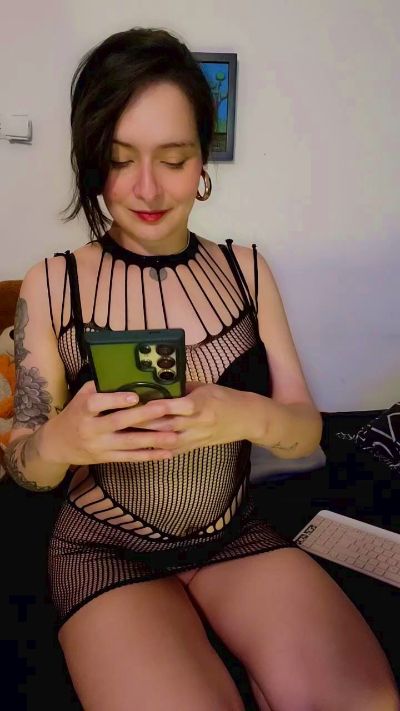 roxannepiggy (Cam4): ảnh người mẫu webcam