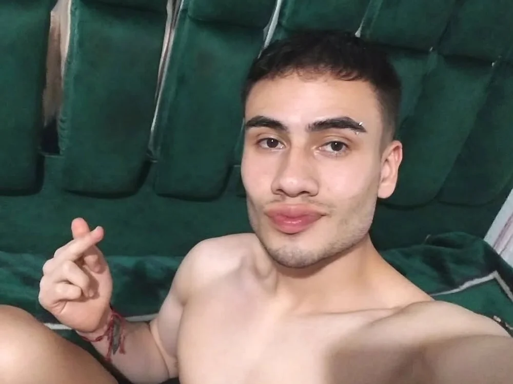 xiam_miller: عارضة كاميرا ويب على Stripchat