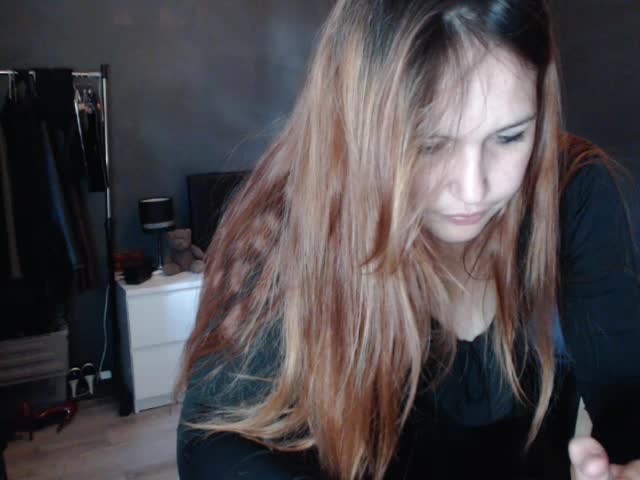 liloulove — XloveCam: ფოტოები და პროფილი