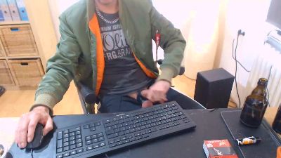 alphaproll81 — Cam4 ওয়েবক্যাম মডেল: ছবি