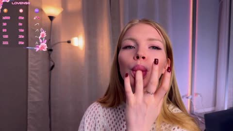 goldieelis (BongaCams): fotod ja profiil