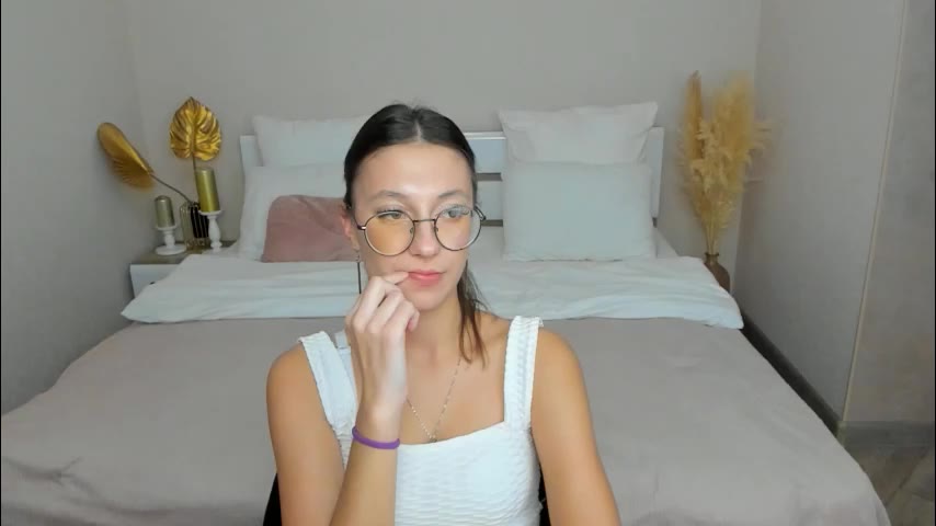 emmamase, model webcam de LiveJasmin: fotos