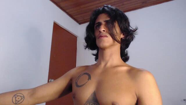 noah-kooper – Flirt4Free webkamerás modell