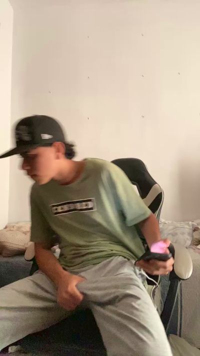 hot_boys18, webcammodel på Cam4: fotos