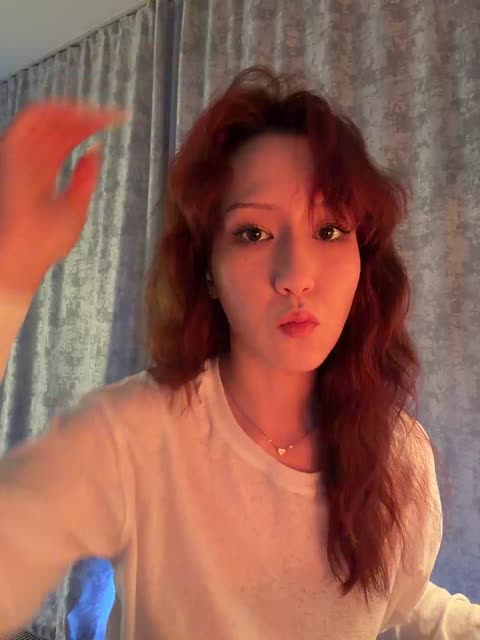 crazyaleona, webcam-malli (BongaCams): kuvat