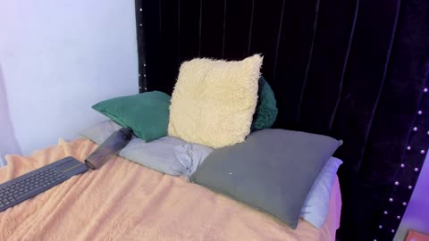 helen-scott — BongaCams ওয়েবক্যাম মডেল: ছবি