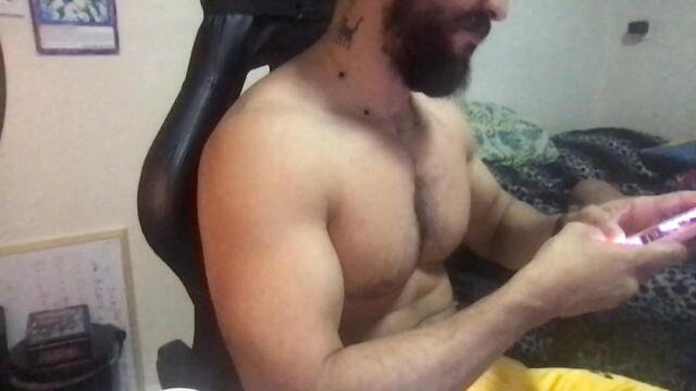 Preview photo of webcam model pablo-gustavo on Flirt4Free