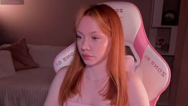 honeyautumn на Chaturbate: фото вебкам-моделі