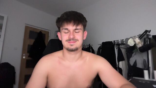 charlton-lee, μοντέλο webcam στο Flirt4Free