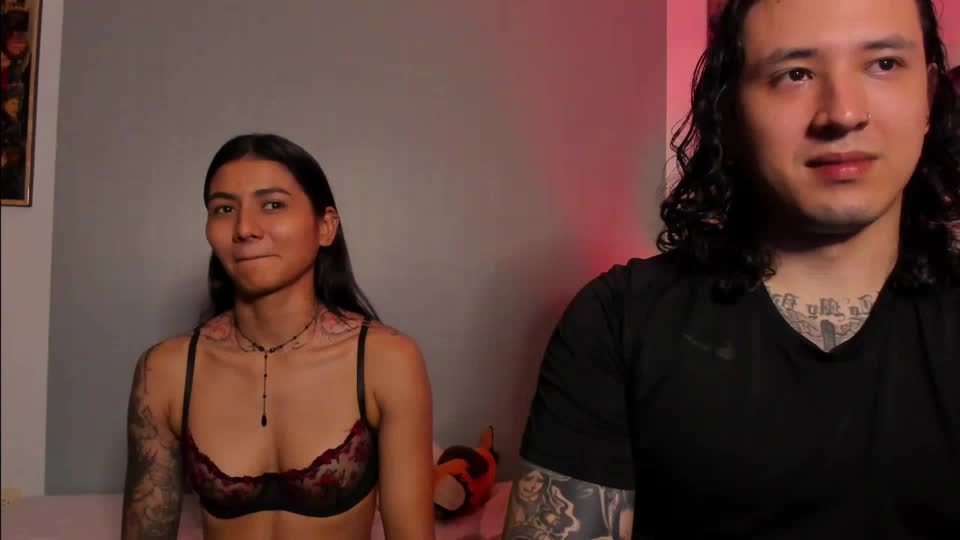 Preview photo of webcam model thejoestars on XloveCam