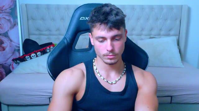kristoffer-lean na Flirt4Free: fotky a profil