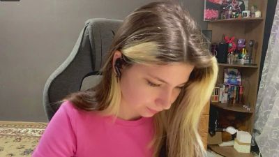 kristenhorwood na Cam4: slike in profil