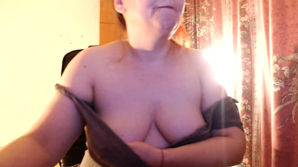 chaudeorgasme, вебкам модел на XloveCam: слике