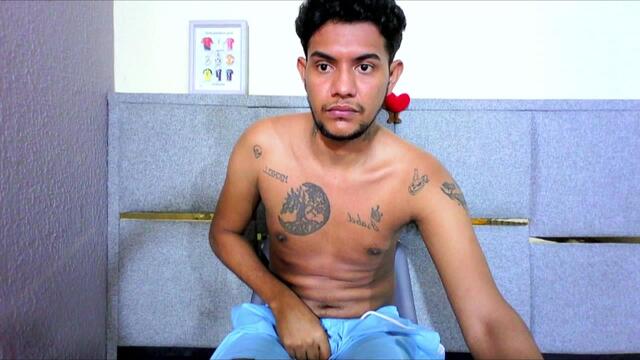 emiliano-hott (Flirt4Free): ảnh người mẫu webcam