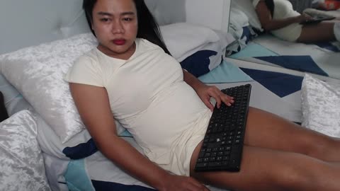 Preview photo of webcam model asiancumforyou69 on BongaCams